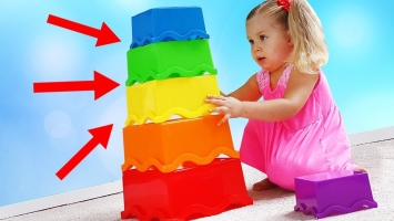 Funny Baby play and learn colors with colored Pyramid. Education video for Children and Toddlers